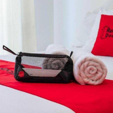 Reddoorz @ Pag Asa Rawis Legaspi Hotel Legazpi Kültér fotó